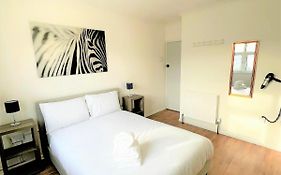 Stepney Green Comfy Double Bed Rooms 14